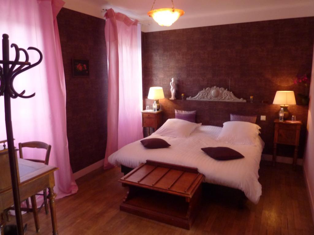 Maison D'Hotes Les Belles De Mai Pontorson Cameră foto